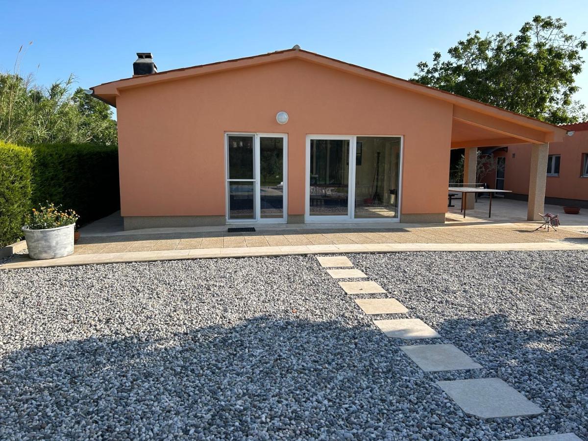 Dora House With Wifi And Outdoor Swimming Pool Villa Pula Bagian luar foto